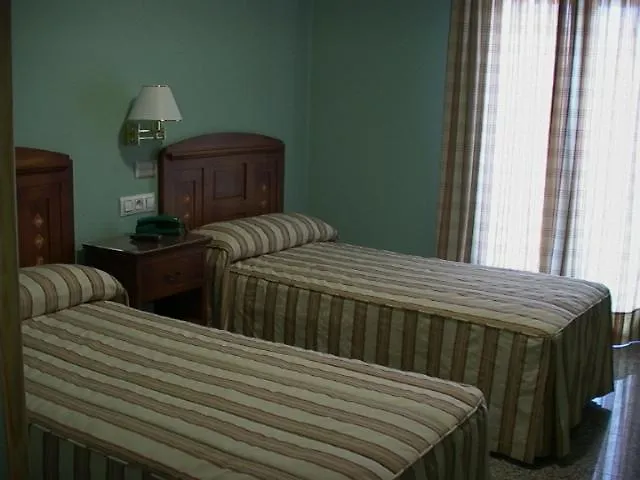 Restaurante Angeles ホテル *